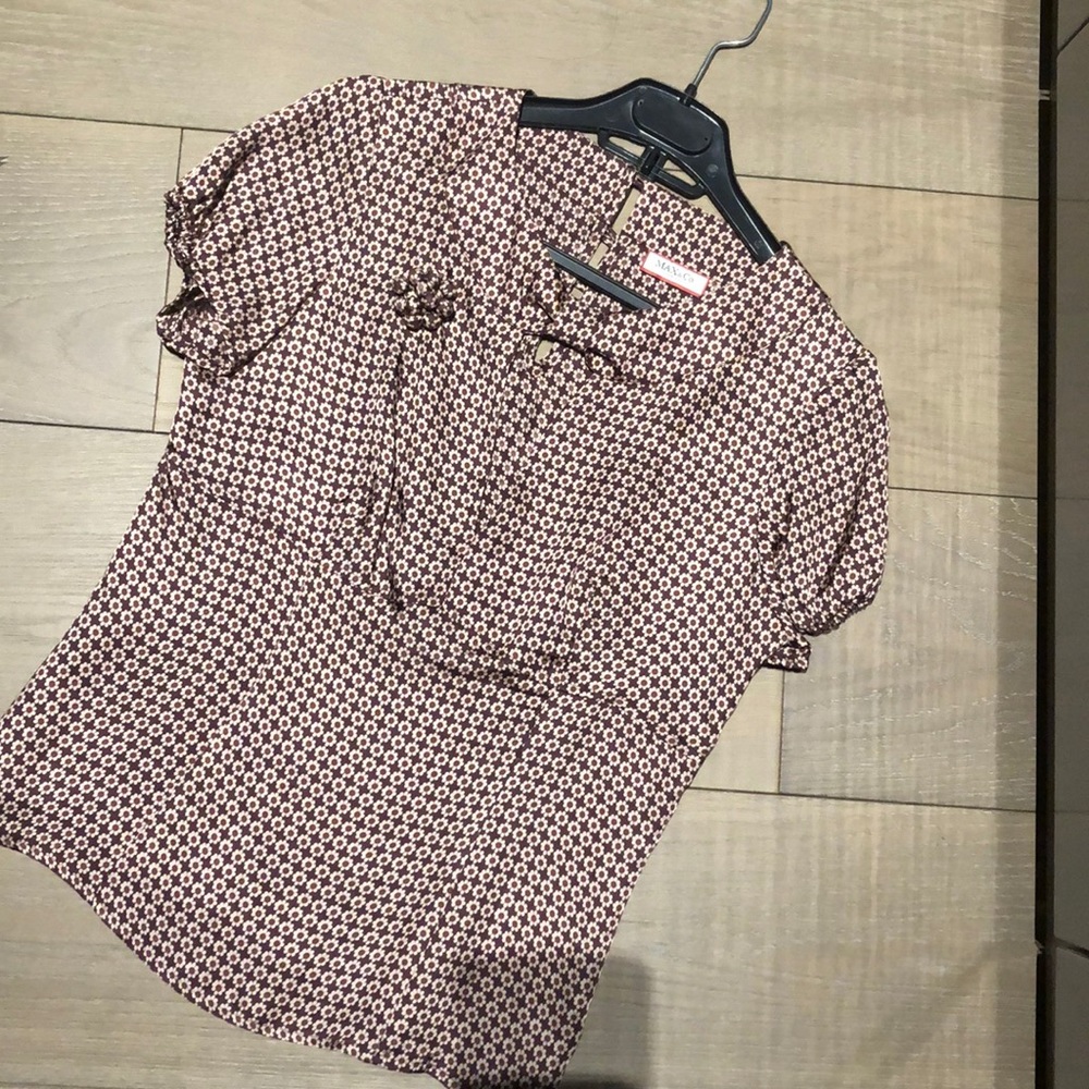 MAX&Co. Top - Picture 2 of 8